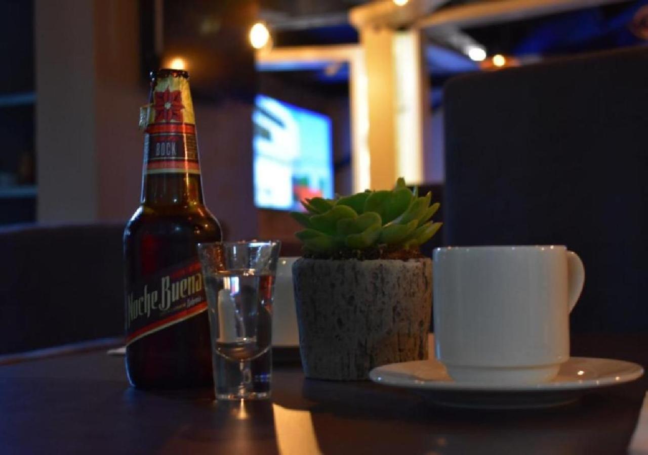 Esduma Hk Hotel Pachuca Экстерьер фото