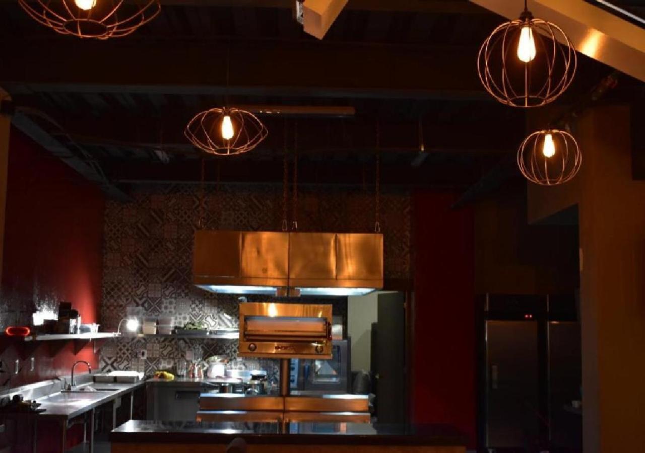 Esduma Hk Hotel Pachuca Экстерьер фото