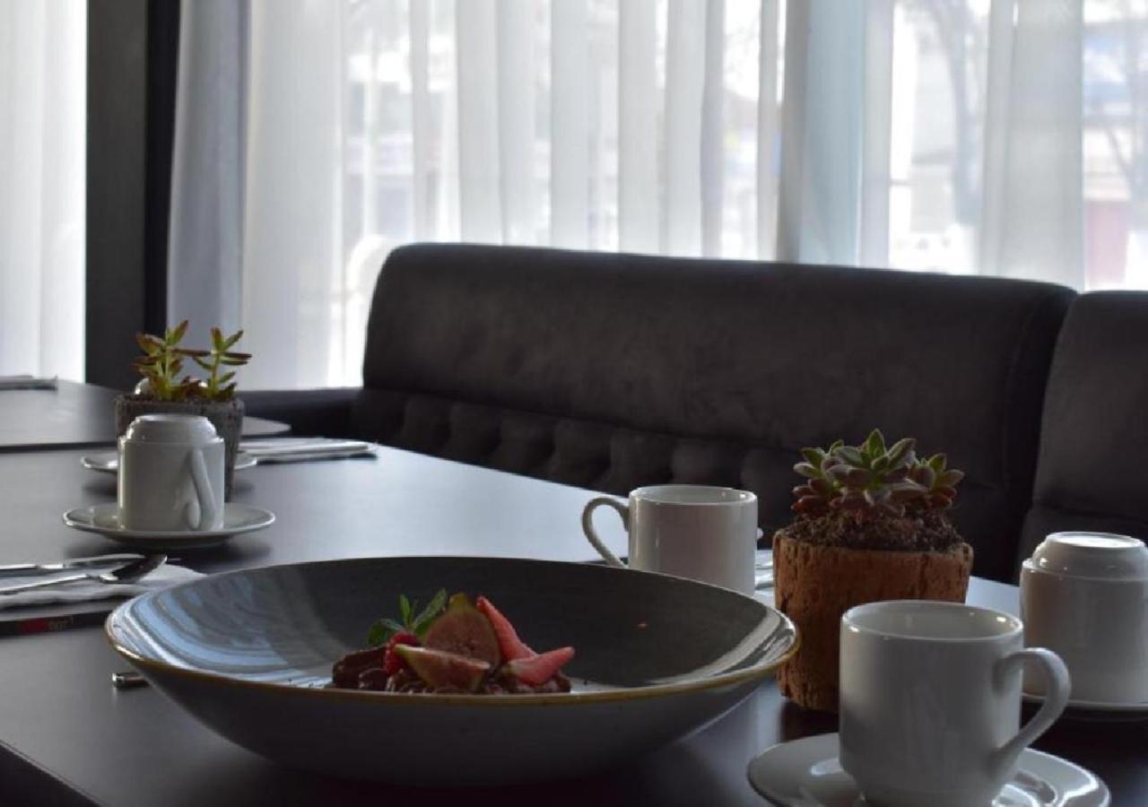 Esduma Hk Hotel Pachuca Экстерьер фото