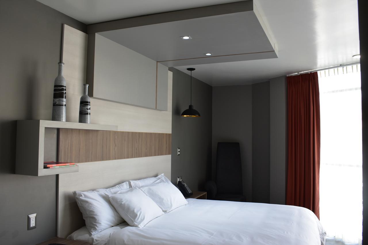 Esduma Hk Hotel Pachuca Экстерьер фото
